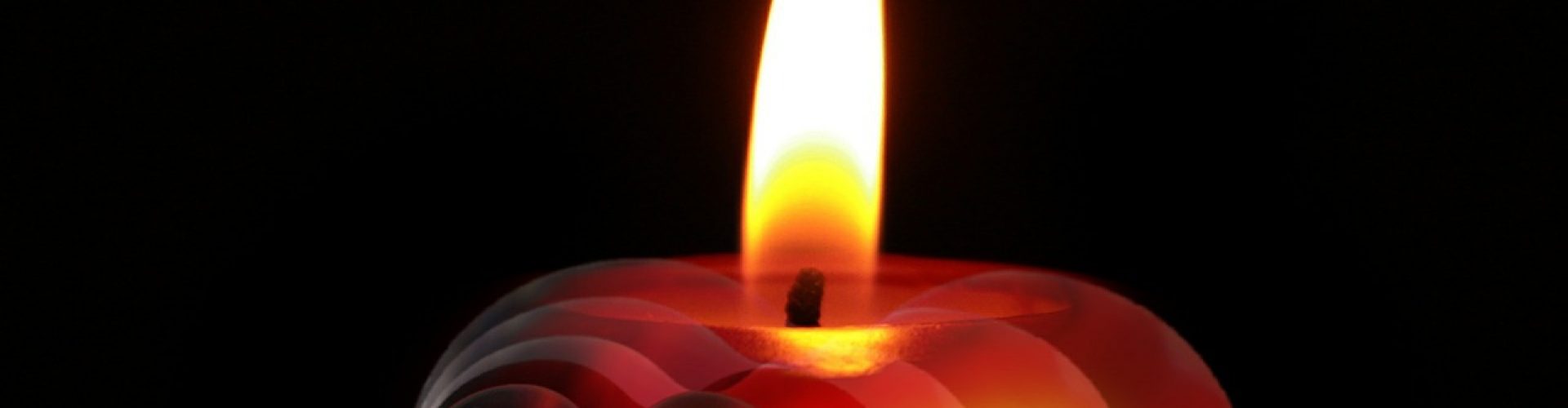 candle-386607_1280