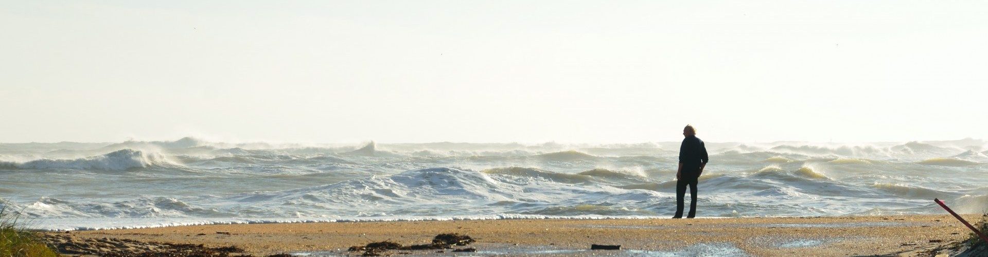 stormy-weather-on-the-beach